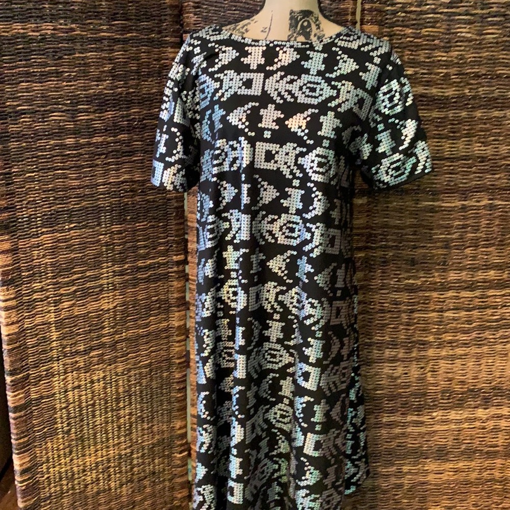 XL Lularoe Elegant Carly multi color
